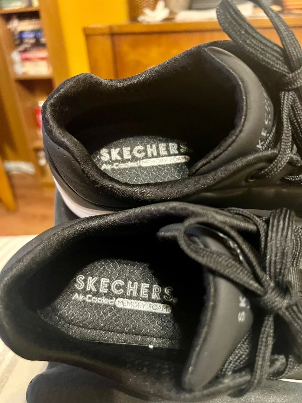 Ladies Skechers